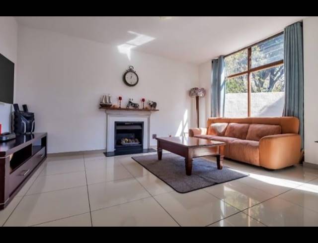 2 BEDROOM CLUSTER FOR SALE IN MORNINGSIDE